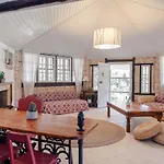 Vartan\'S Summer House
